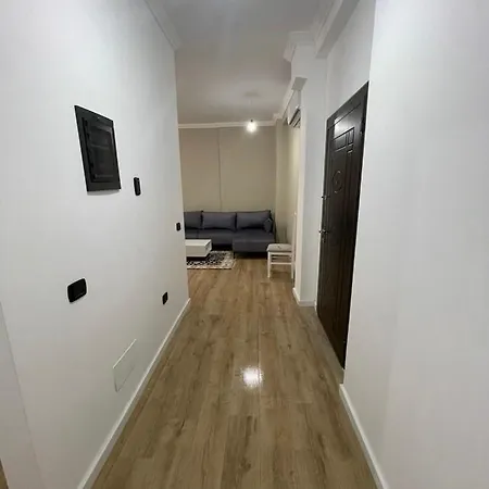 Apartamento Avi - Daily Rent Tirana